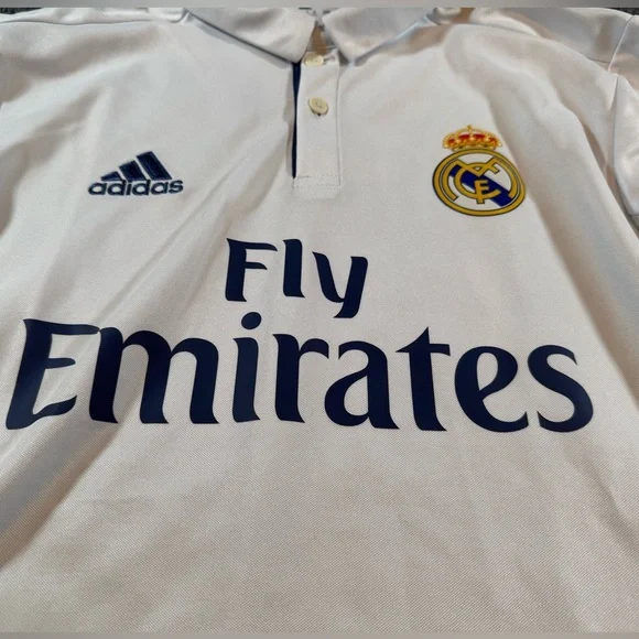 Adidas Real Madrid Jersey - Picture 2 of 7